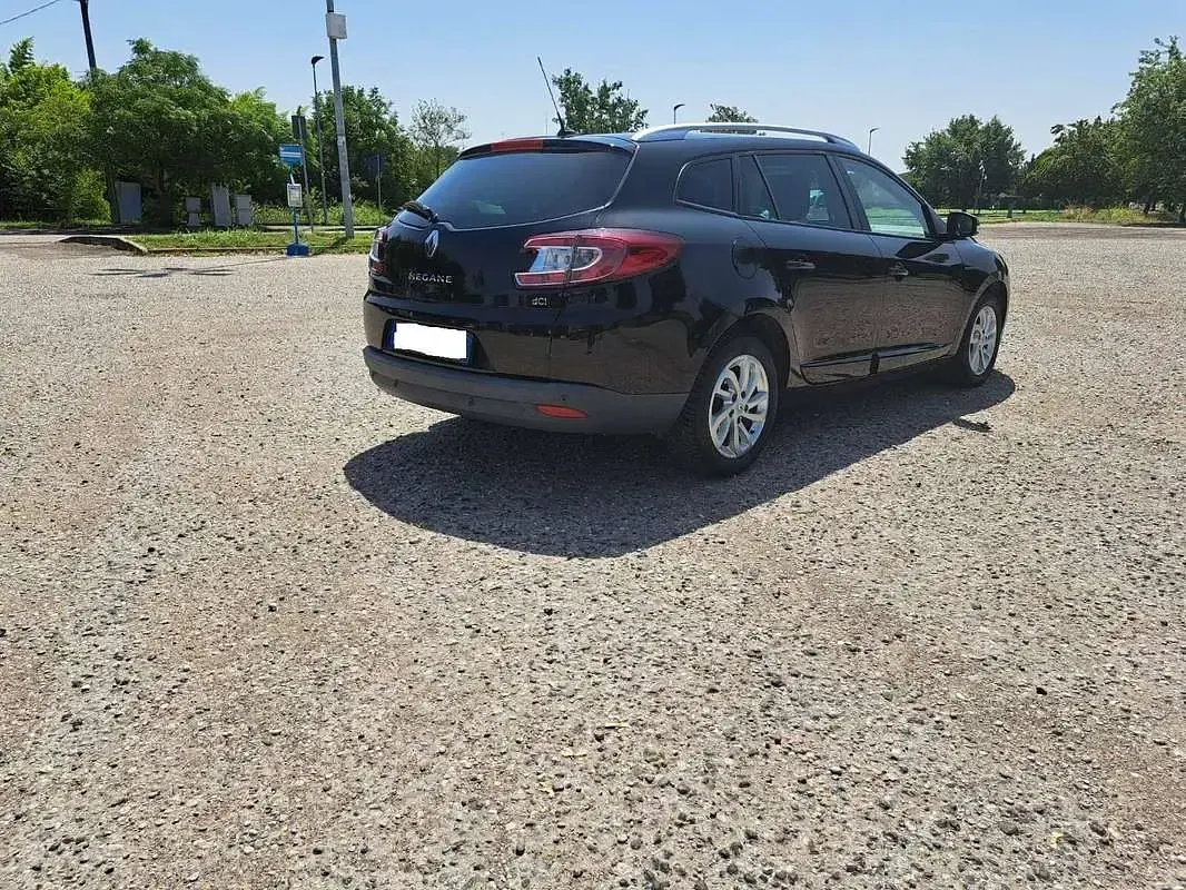 Usata Renault Mégane GrandTour LIMITED 110 CV (80 kW) 2015 Nero Station wagon