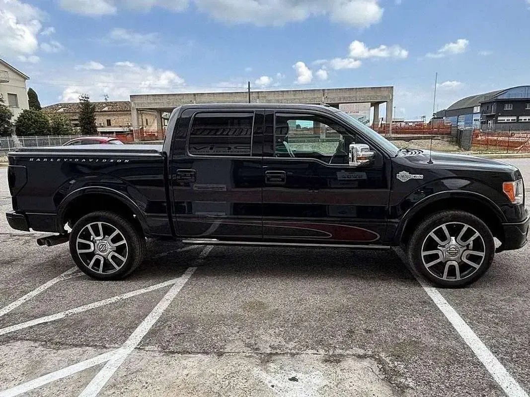Usata Ford F-150 Lariat 320 CV (235 kW) 2010 Nero Pick-up