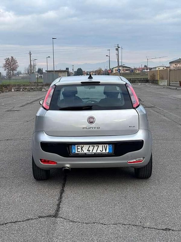 Usata Fiat Punto Evo Dynamic 75 CV (55 kW) 2011 Other Utilitaria