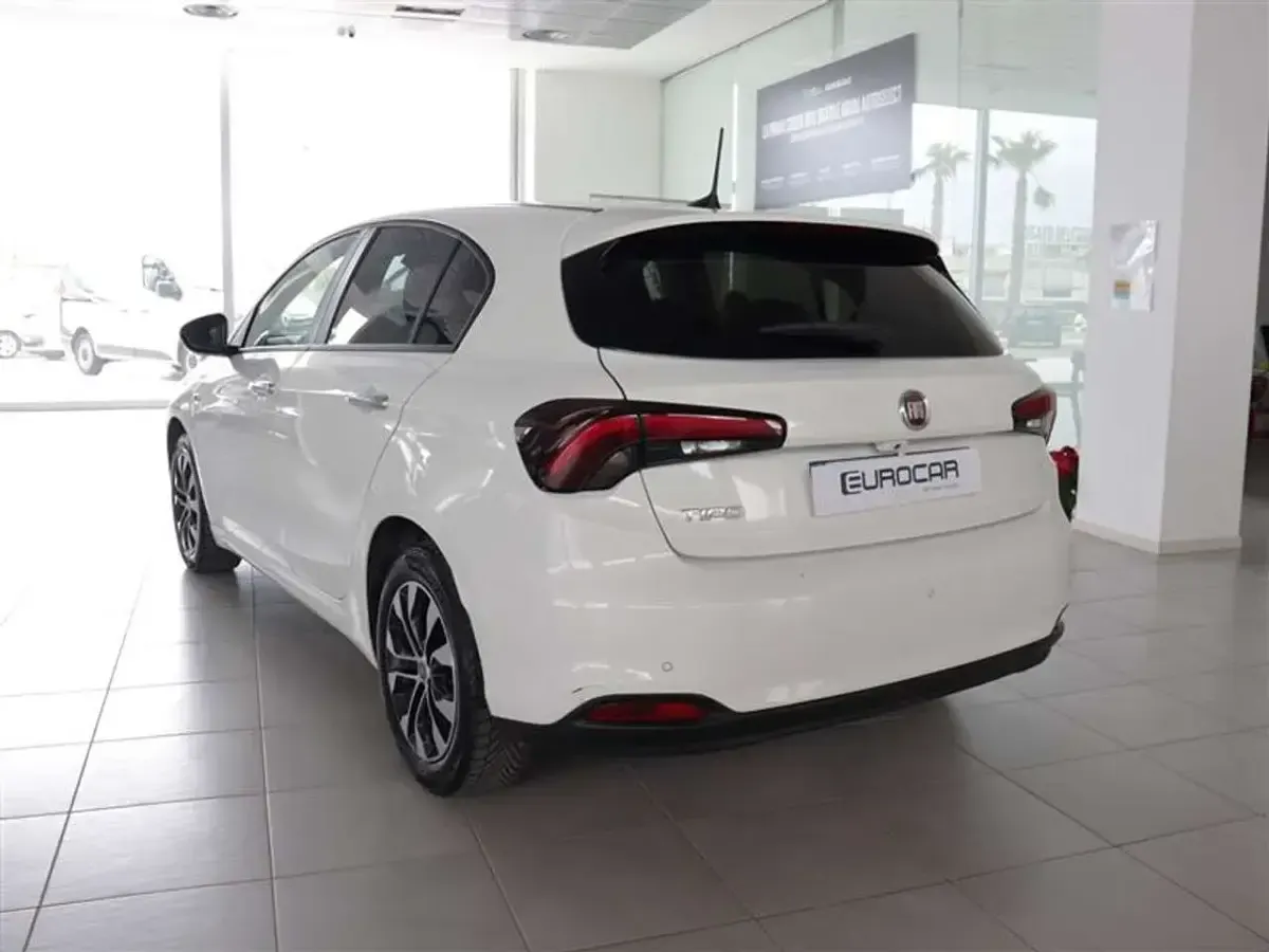 Usata Fiat Tipo 131 CV (96 kW) 2023 Bianco Berlina