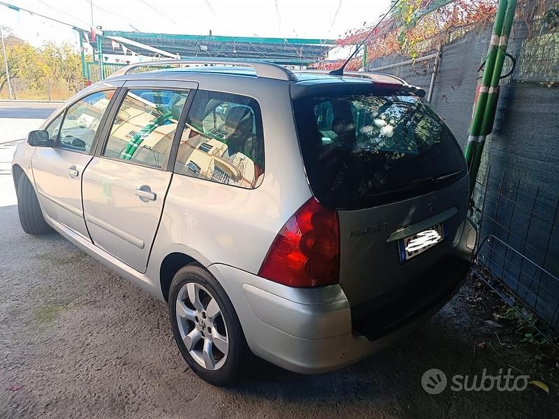 Usata Peugeot 307 90 CV (66 kW) 2008 Grigio Station wagon