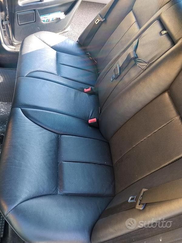 Usata Mercedes E250 Avantgarde 1996 Grigio Berlina