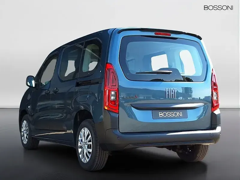 Nuova Fiat Doblò 100 CV (73 kW) 2026 Blu Monovolume