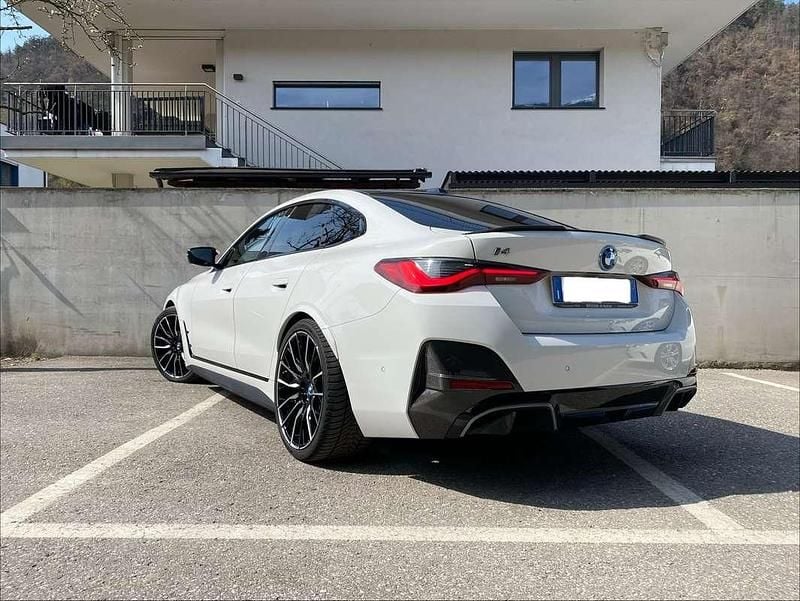 Usata BMW i4 400 kW (544 CV) 2022 Bianco Berlina