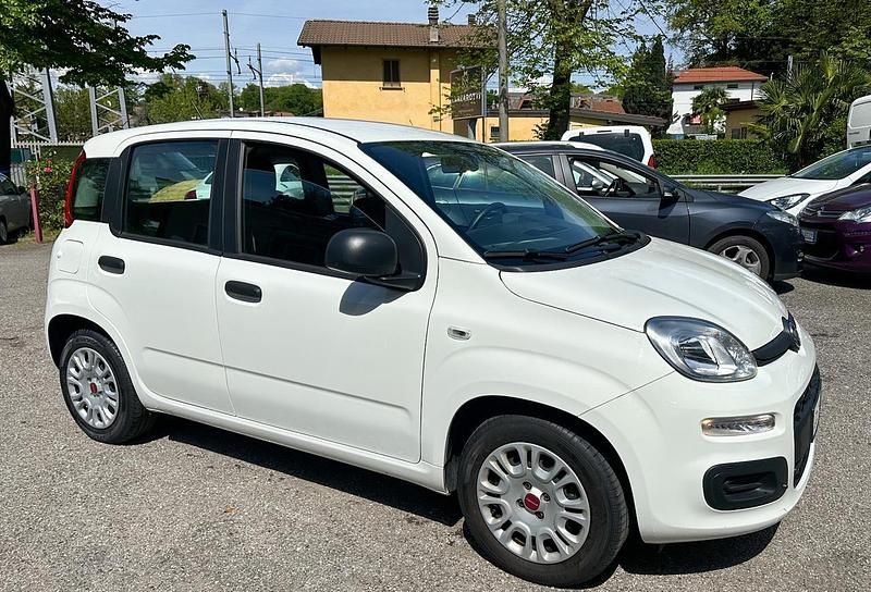 Usata Fiat Panda S 70 CV (51 kW) 2022 Bianco Utilitaria