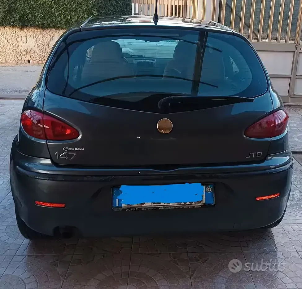 Usata Alfa Romeo 1900 140 CV (102 kW) 2003 Verde Berlina