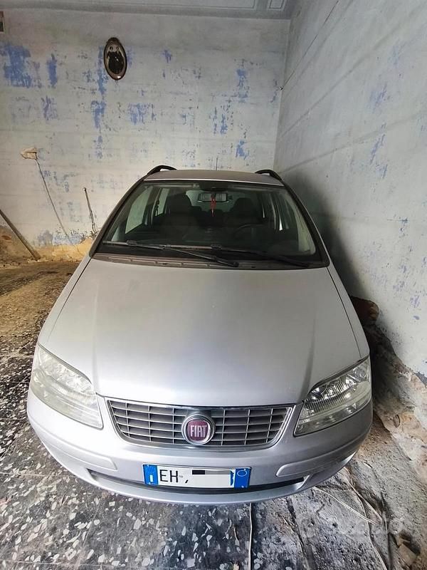 Usata Fiat Idea 95 CV (69 kW) 2012 Monovolume
