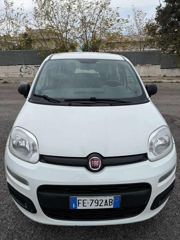 Bianco Usata 2016 Fiat Panda Tre volumi | 5400 € (Super prezzo) - Immagine 1/4