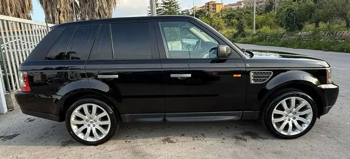 Second-hand Land Rover Range Rover Sport HSE 190 CP (139 kW) 2007 Negru SUV
