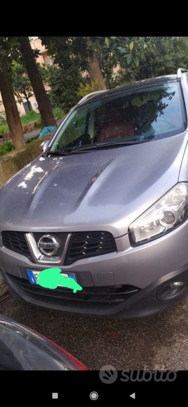 Usata Nissan Qashqai N-TEC 150 CV (110 kW) 2011 Grigio SUV