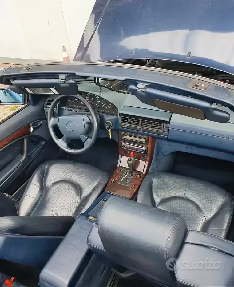 Usata Mercedes SL320 231 CV (169 kW) 1997 Blu Cabrio