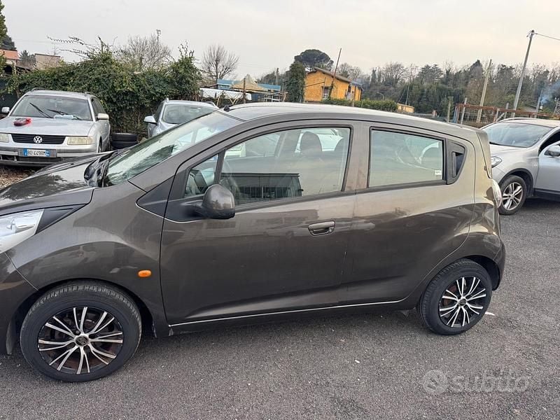 Usata Chevrolet Spark LS 68 CV (50 kW) 2011 Marrone Utilitaria
