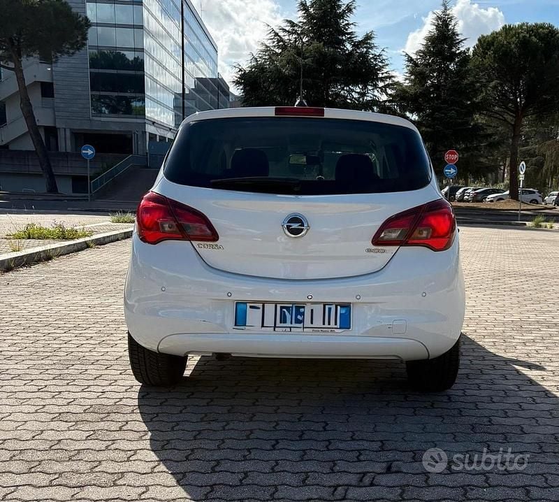 Usata Opel Corsa Cosmo 95 CV (69 kW) 2016 Bianco Berlina