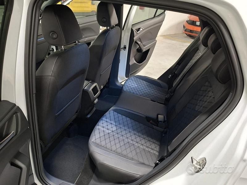 Nuova VW T-Cross R-line Plus 116 CV (85 kW) 2025 Bianco SUV