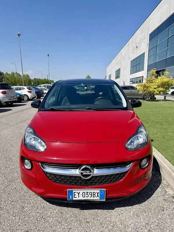 Usata Opel Adam 87 CV (63 kW) 2015 Utilitaria