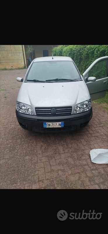 Usata Fiat Punto 60 CV (44 kW) 2008 Marrone Utilitaria