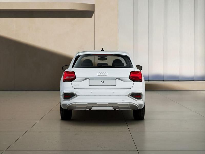 Nuova Audi Q2 Advanced Plus 150 CV (110 kW) 2026 Bianco ghiacciaio metallizzato SUV