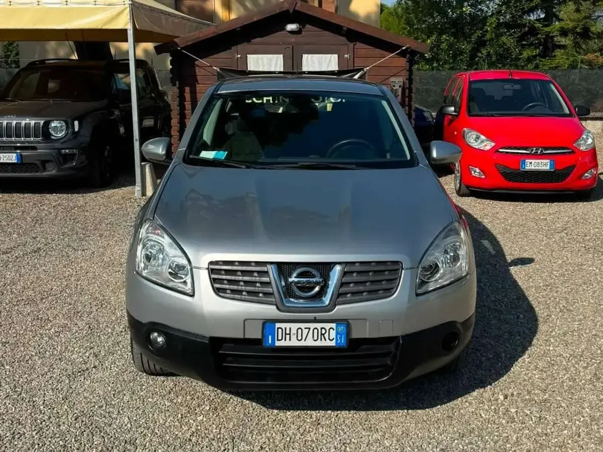 Usata Nissan Qashqai Tekna 110 CV (80 kW) 2007 Argento SUV