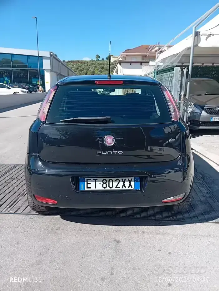 Usata Fiat Punto Street 77 CV (56 kW) 2014 Nero Utilitaria