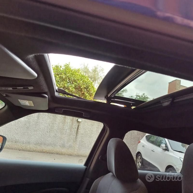Usata Nissan Juke 115 CV (84 kW) 2014 Blu SUV