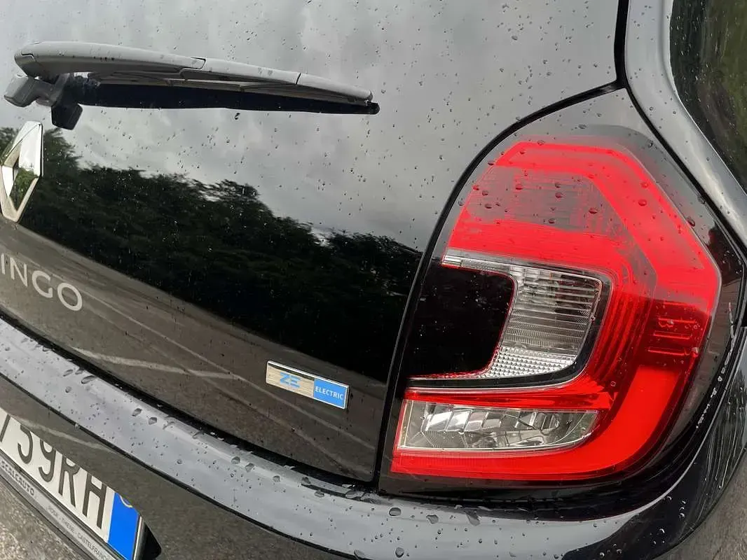 Usado Renault Twingo Vibes 60 kW (82 HP) 2023 Citadino