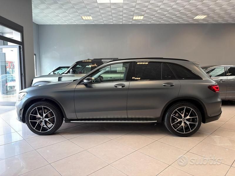 Gebraucht Mercedes GLC220 Premium Plus 194 PS (142 kW) 2022 Grau SUV