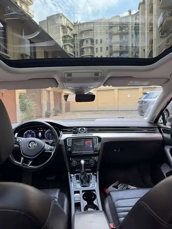 Usata VW Passat Highline 190 CV (139 kW) 2016 Berlina