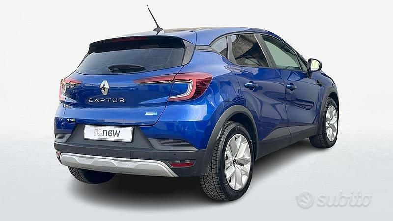 Usata Renault Captur Zen 142 CV (104 kW) 2023 Blu SUV