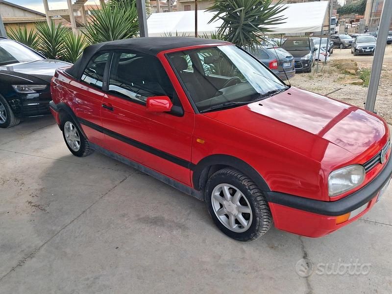 Usata VW Golf Cabriolet GT 75 CV (55 kW) 1994 Rosso Cabrio