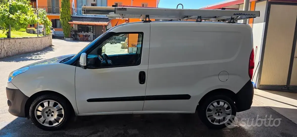 Usata Fiat Doblò 105 CV (77 kW) 2014 Bianco Monovolume