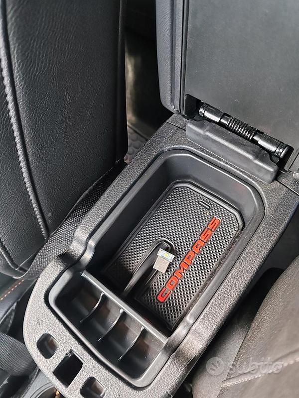 Usata Jeep Compass Limited 120 CV (88 kW) 2021 Nero SUV