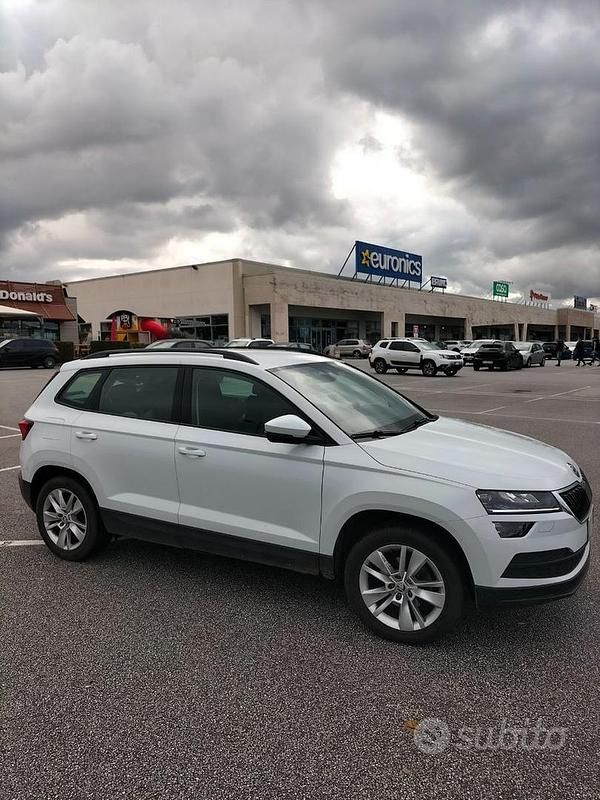 Usata 2020 Skoda Karoq SUV | 16.700 € (Ottimo prezzo) - Immagine 1/4