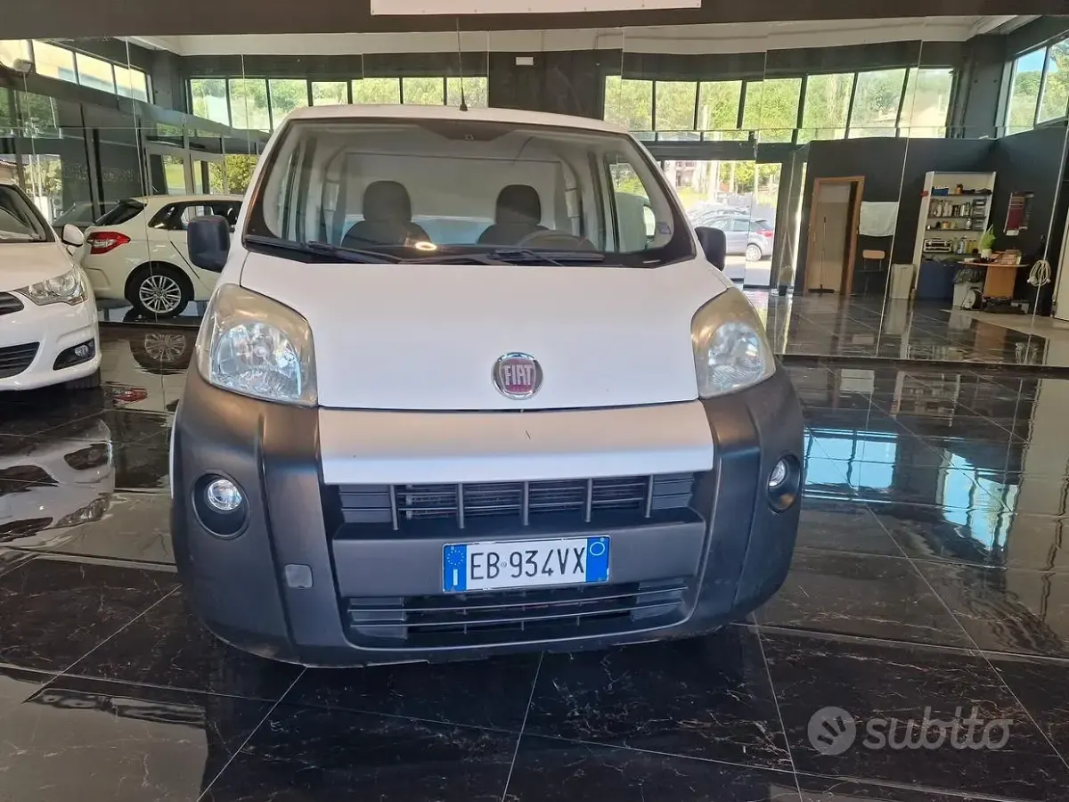 Usata Fiat Fiorino 75 CV (55 kW) 2010 Bianco Monovolume