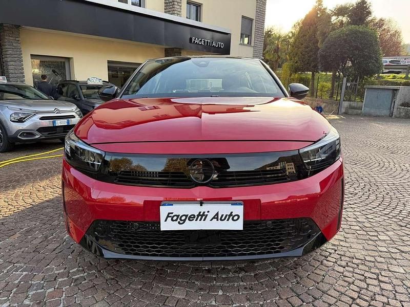 Usata Opel Corsa 101 CV (74 kW) 2025 Kardio red Berlina
