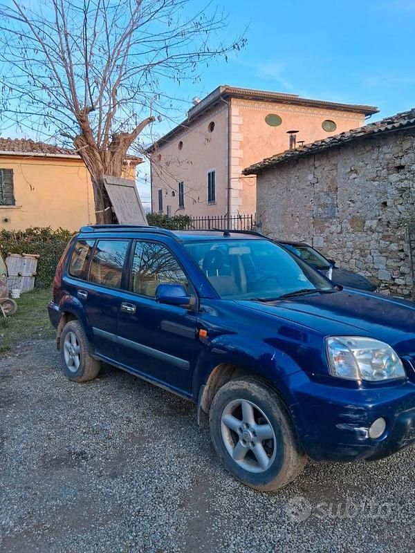 Usata Nissan X-Trail 2003 Blu SUV