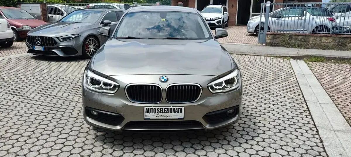 Usata BMW 114 95 CV (69 kW) 2016 Grigio Utilitaria