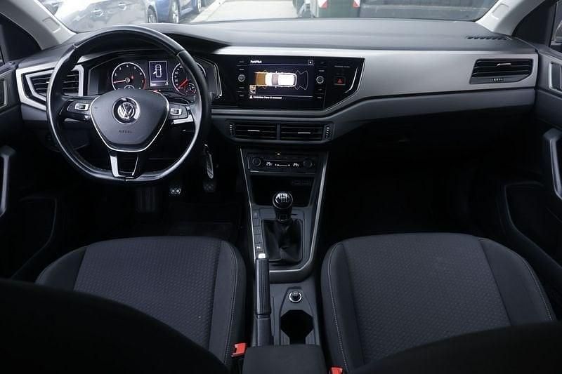 Usata VW Polo Highline 90 CV (66 kW) 2020 Grigio scuro Utilitaria