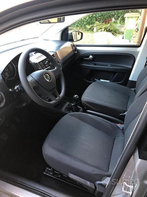 Usata VW up! 68 CV (50 kW) 2021 Grigio Utilitaria