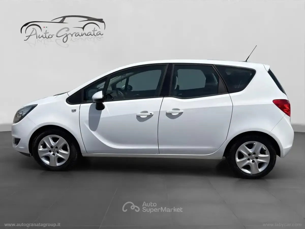 Begagnad Opel Meriva 120 HK (88 kW) 2014 Vit Minibuss