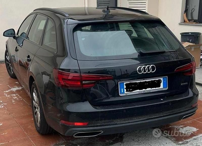 Usata Audi A4 Business 190 CV (139 kW) 2019 Nero Station wagon