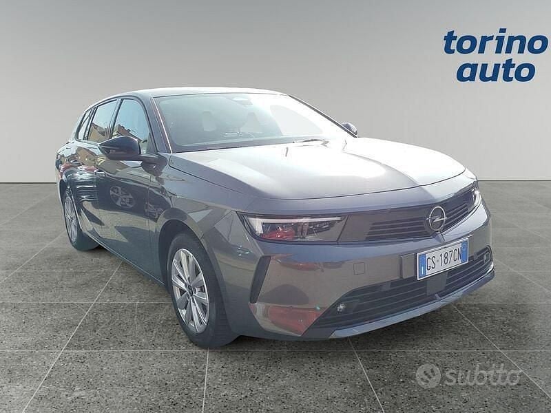 Usata Opel Astra Edition 131 CV (96 kW) 2024 Grigio Station wagon