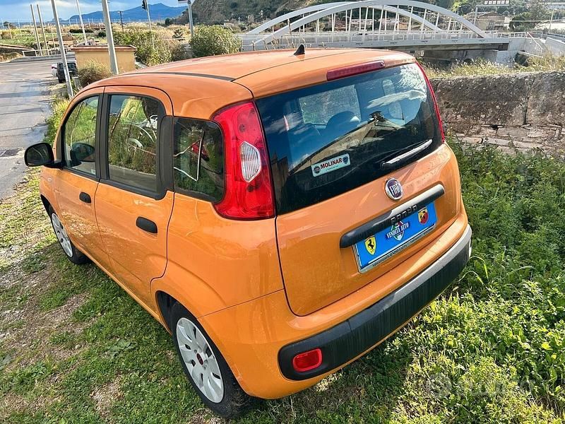 Usata Fiat Panda Pop 69 CV (50 kW) 2018 Arancione Berlina