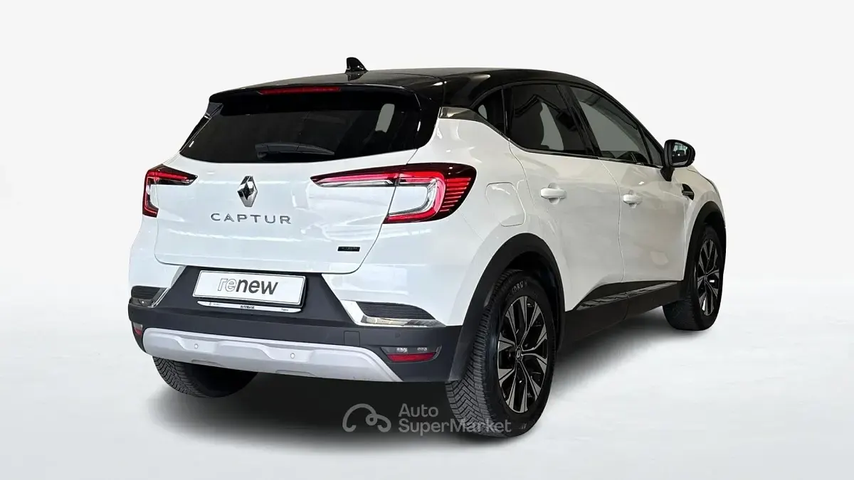 Usata Renault Captur Techno 143 CV (105 kW) 2023 Bianco SUV