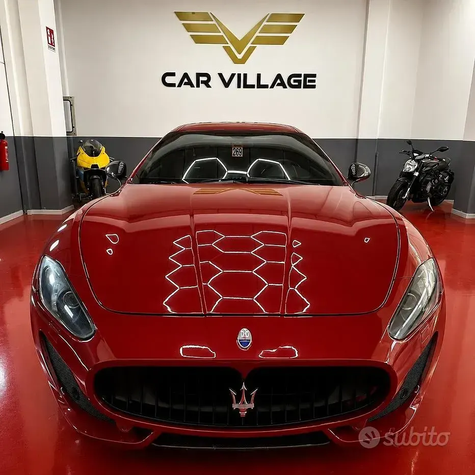 Usata Maserati Granturismo 460 CV (338 kW) 2012 Rosso Coupé