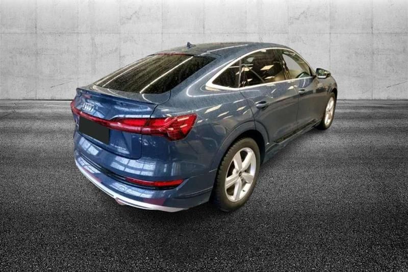 Usata Audi e-tron S-Line 158 kW (215 CV) 2022 Blu/azzurro SUV