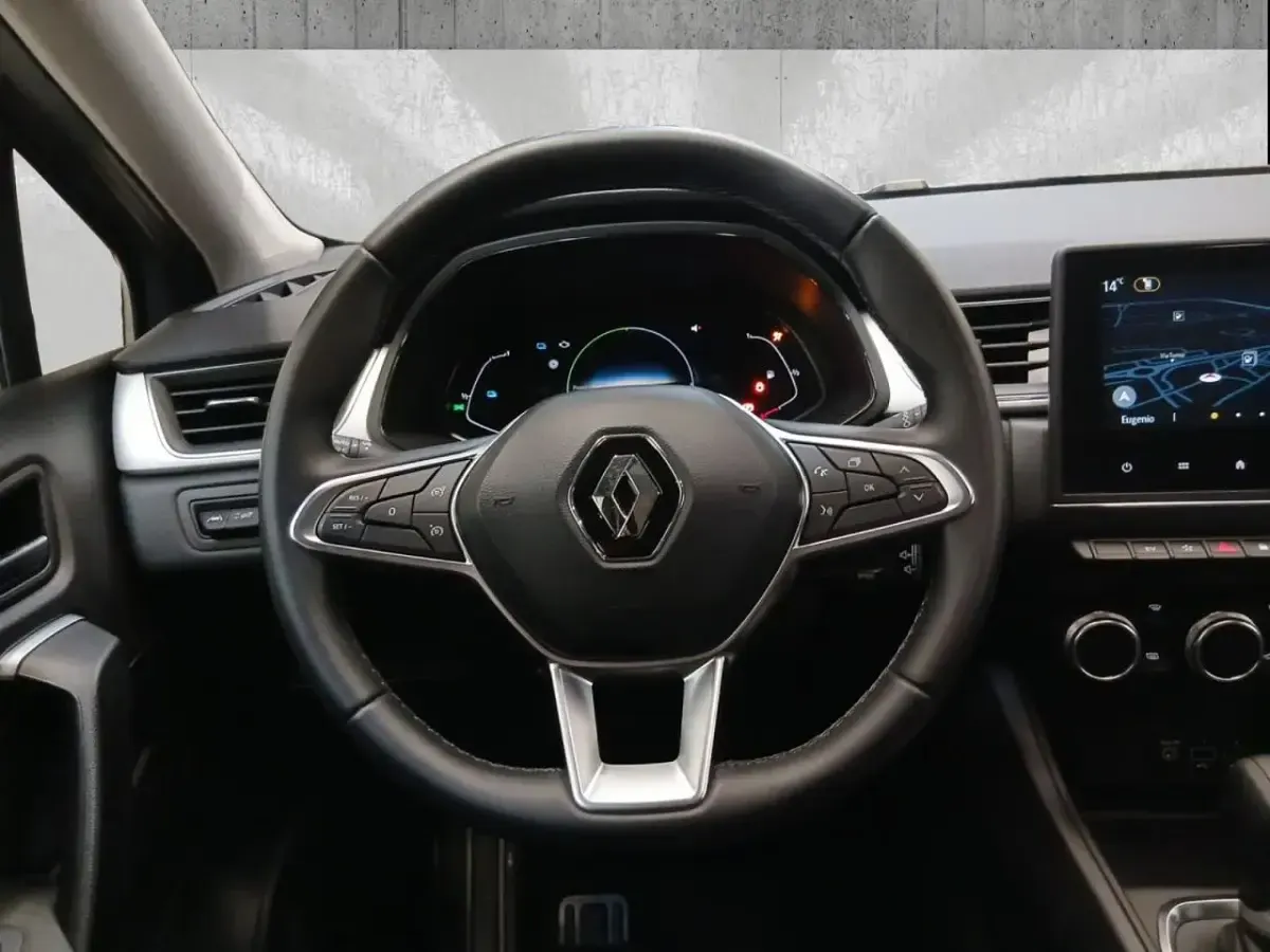 Usata Renault Captur Techno 145 CV (106 kW) 2023 Grigio SUV
