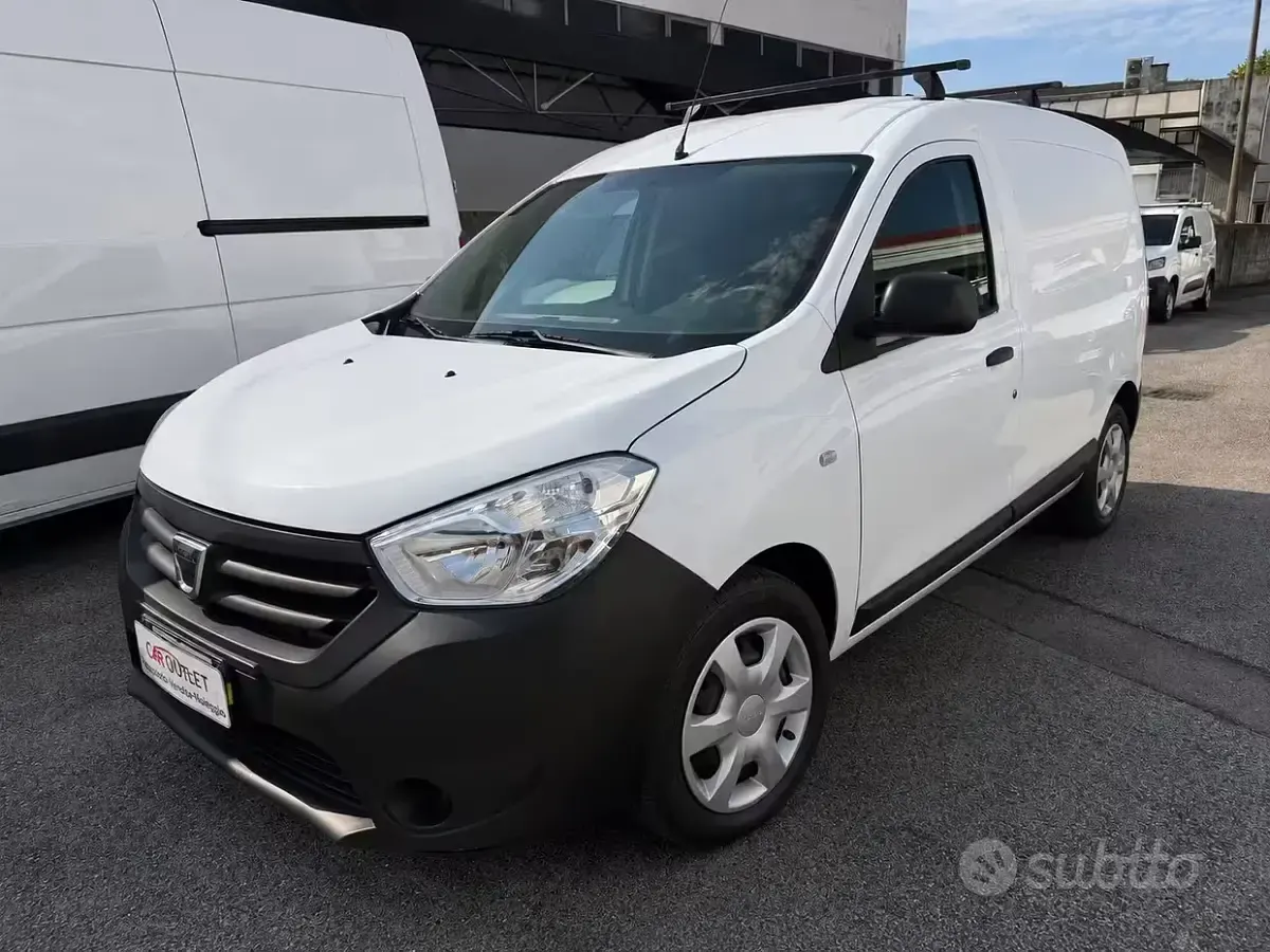 Usata Dacia Dokker 90 CV (66 kW) 2015 Bianco Monovolume