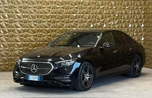 Usata Mercedes E220 Advanced Plus 197 CV (144 kW) 2023 Nero Berlina