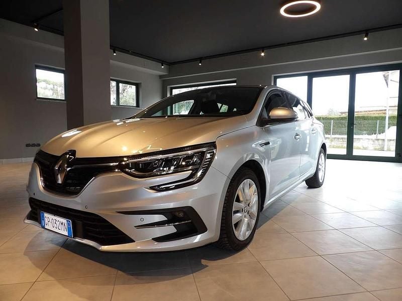 Usata Renault Mégane IV Techno 116 CV (85 kW) 2023 Argento Station wagon