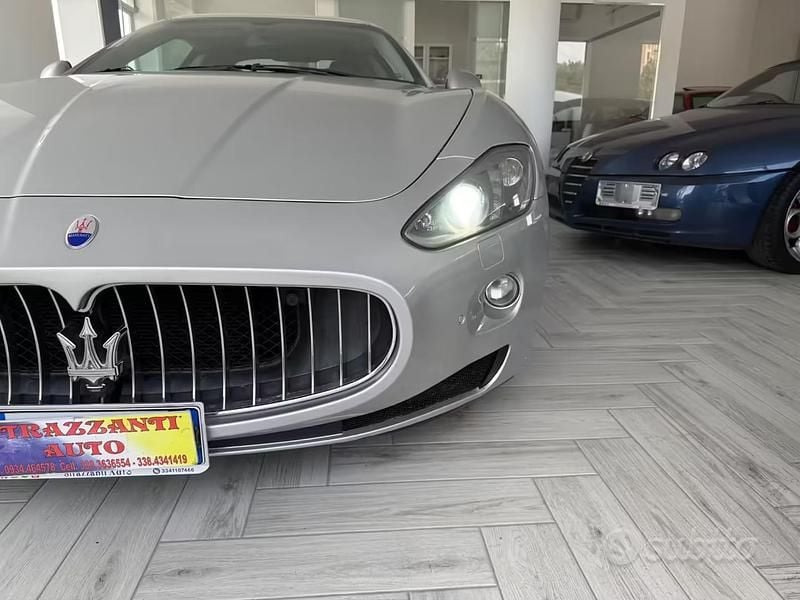 Usata Maserati Granturismo 405 CV (297 kW) 2014 Grigio Coupé